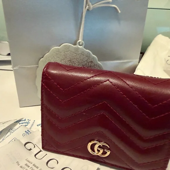Gucci Quilted Chevron Mini Wallet - Deep Maroon with Gold Hardware - Picture 5 of 8